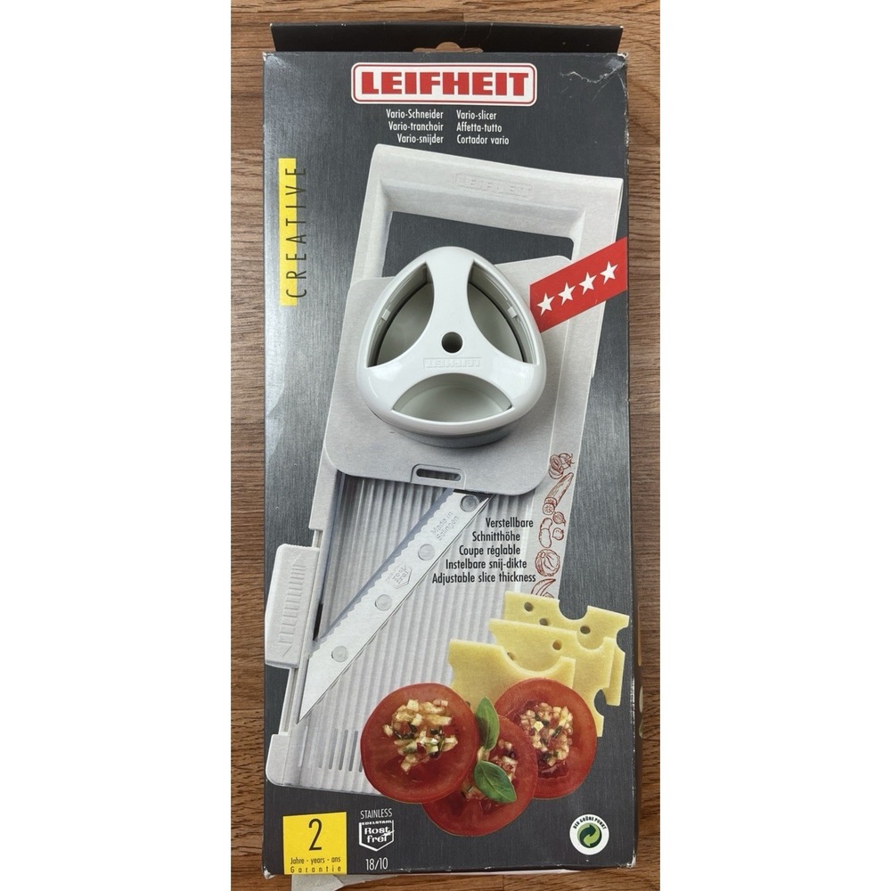Leifheit Adjustable Vario Slicer Mandoline Stainless Steel Blade Scalloped Edge